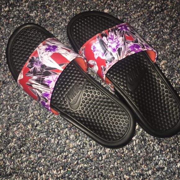 Nike Shoes - Floral Nike slides Nike Shoes - Floral Nike slides